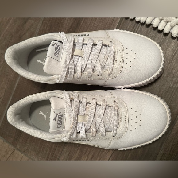 Puma Carina Iridescent sneakers - Picture 2 of 5